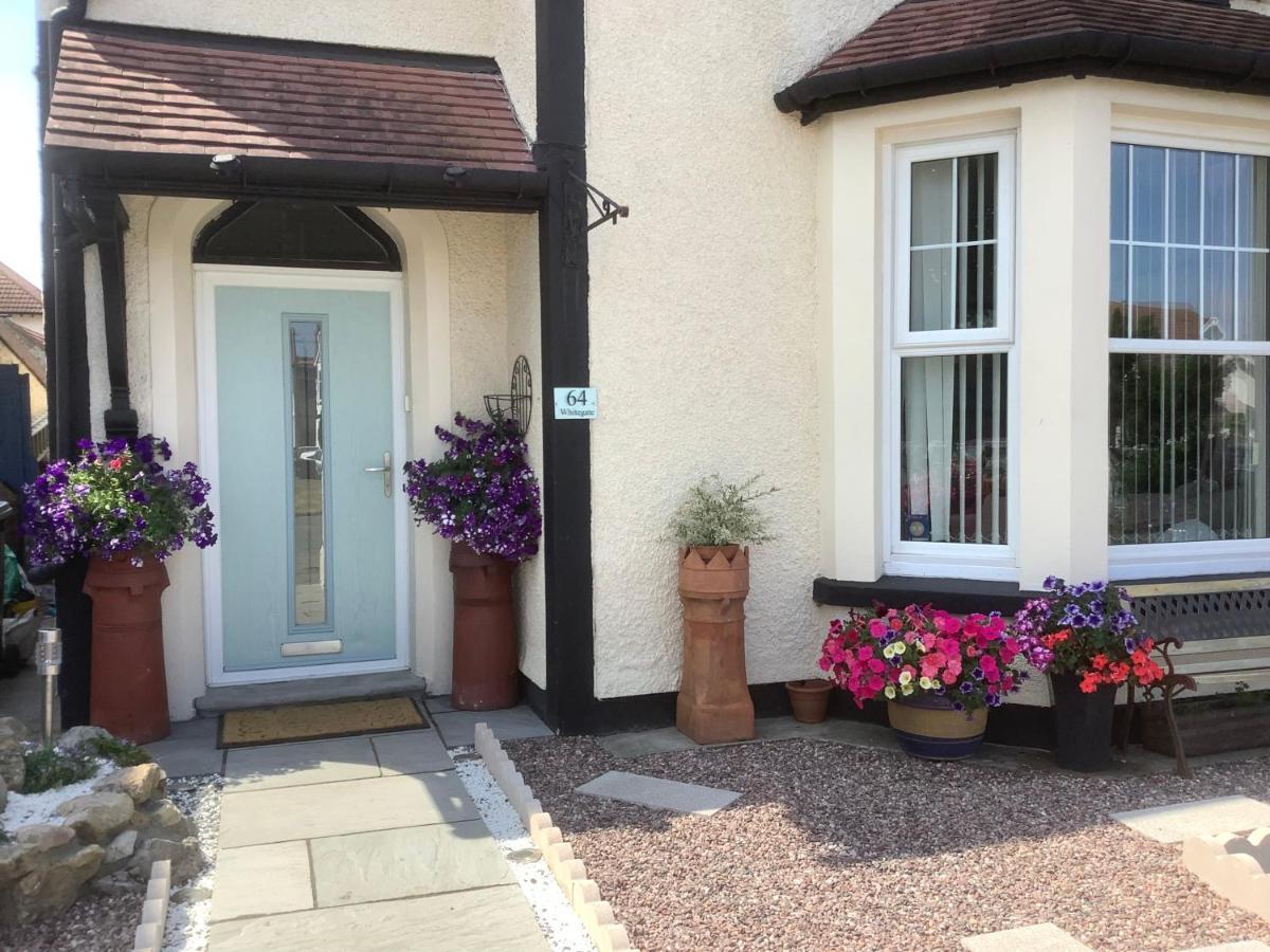 Whitegate 1st Floor Apartment Llandudno